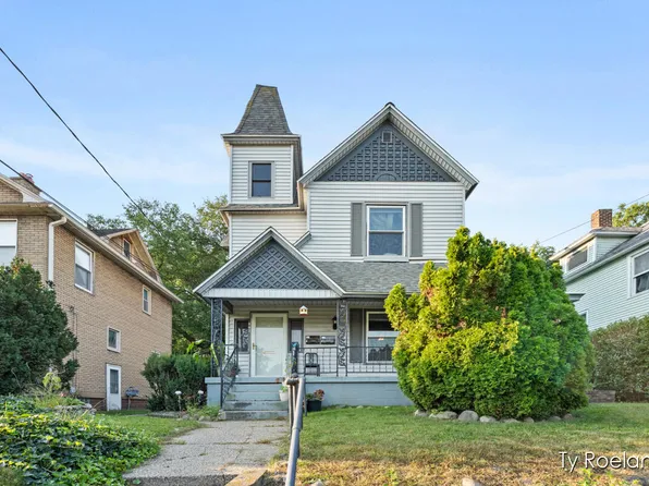 642 Pleasant St SE, Grand Rapids, MI 49503
