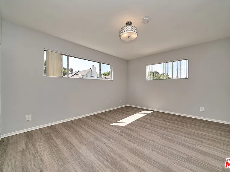 835 S Norton Ave #15 — Photo 21