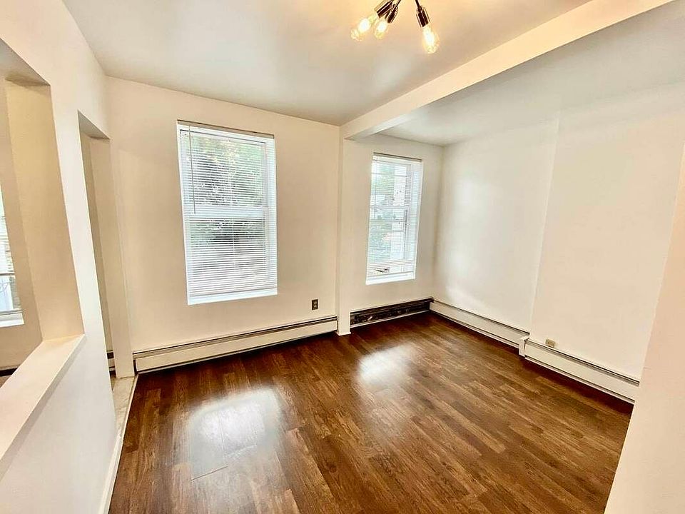 1st image of 624 Lafayette Ave #3F