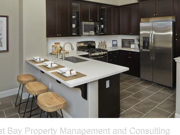 122 Newbury St, Milpitas, CA 95035