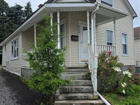 809 Mulberry St, Utica, NY 13502