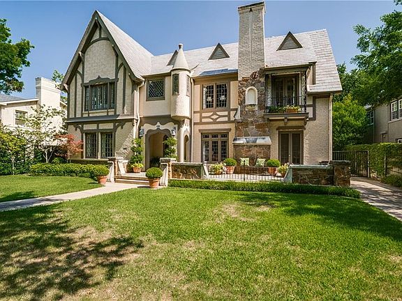 3rd image of 4308 Beverly Dr