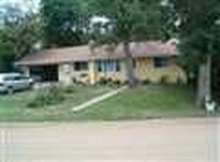 2310 75th St NW, Minot, ND 58703