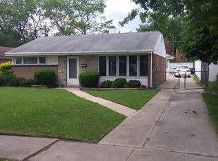 17122 Chicago Ave, Lansing, IL