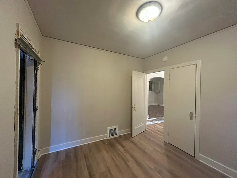 4401 Buckingham Ave #1 — Photo 15