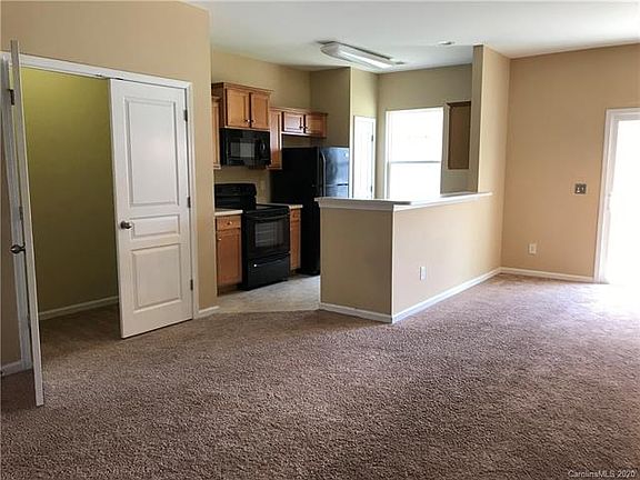 3rd image of 13610 Calloway Glen Dr