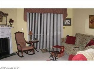 2637 Cottage Pl, Greensboro, NC 27455