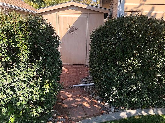 Shed