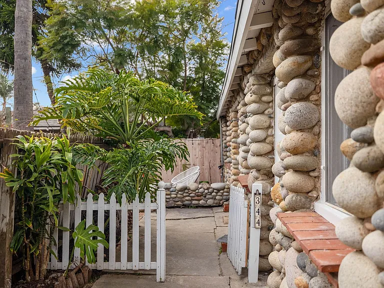 344 Bonair St — Photo 22