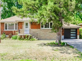 79 Blanmora Dr, Hamilton, ON L8G 2A9