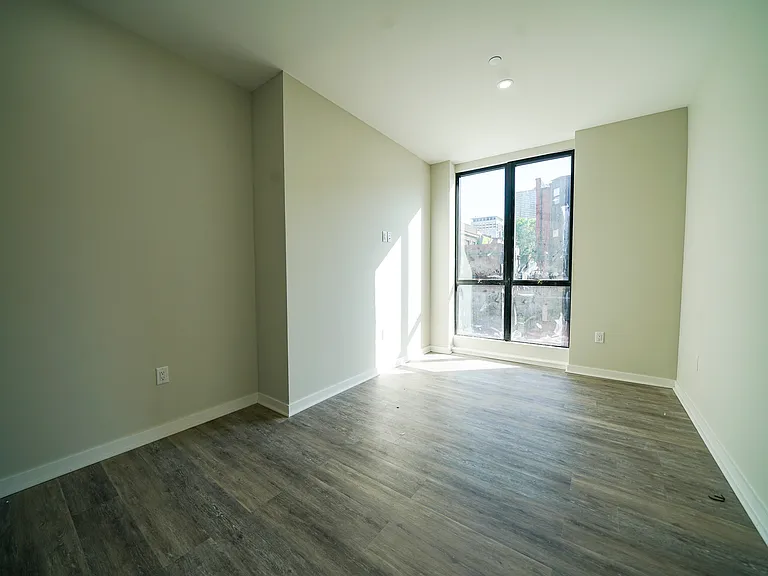 10 Blackwood St #102 — Photo 8