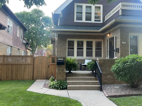 2343 N 56th St, Milwaukee, WI 53210