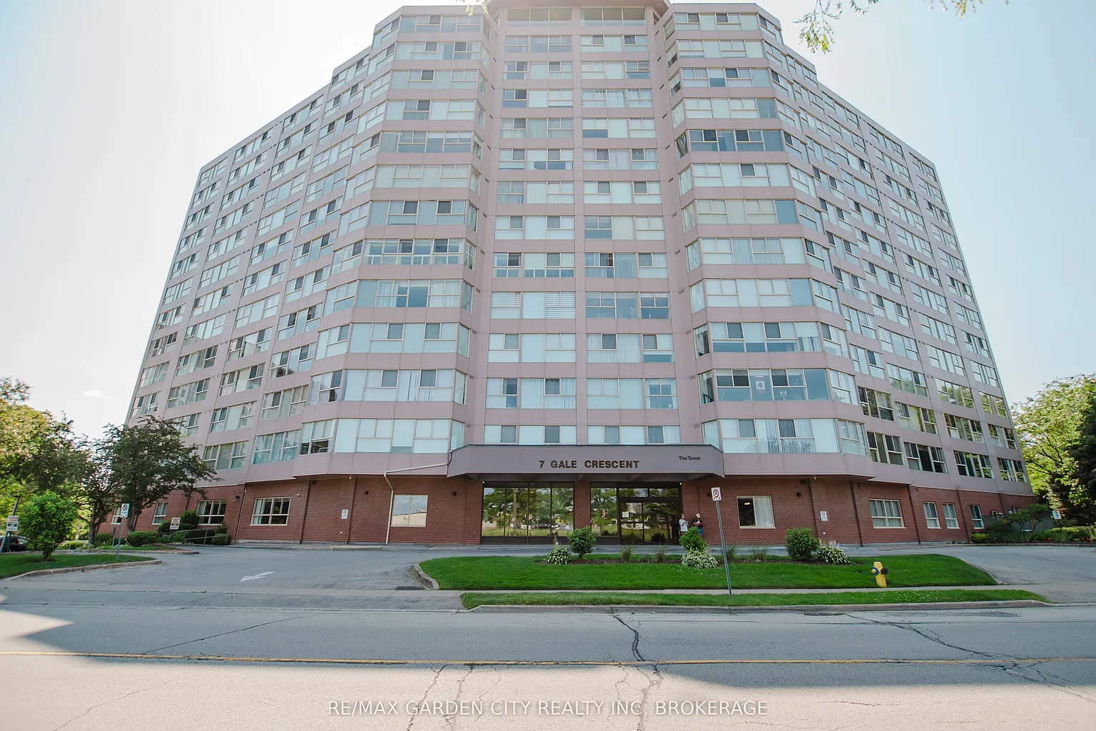 7 Gale Cres #307 photo 1
