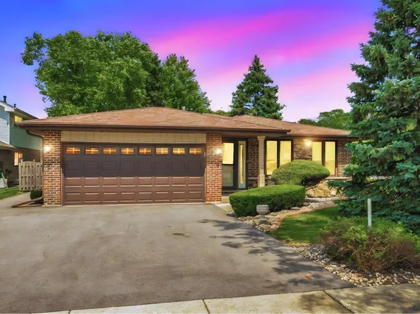6402 Jeanette Ct, Tinley Park, IL 60477