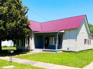 704 N Washington St, Sturgis, KY 42459