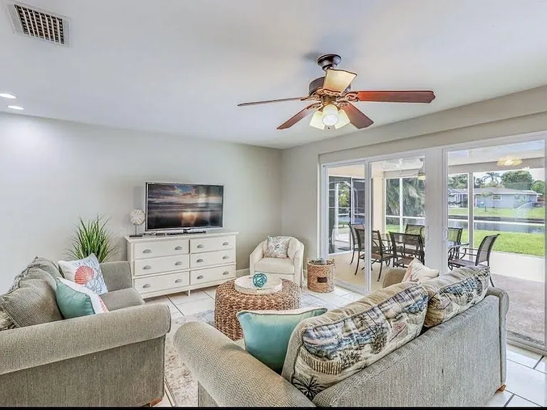 5256 Wisteria Ct — Photo 18