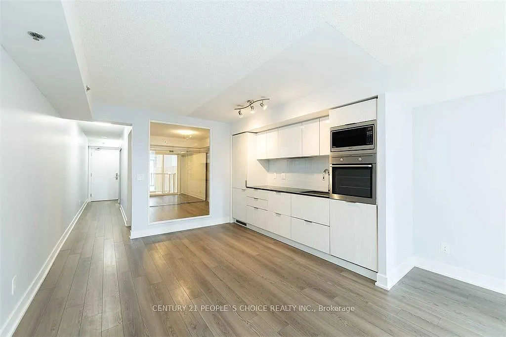 1 bed, $2,300 — Photo 4