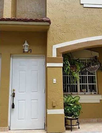 3rd image of 8100 W 28th Ct Unit 209