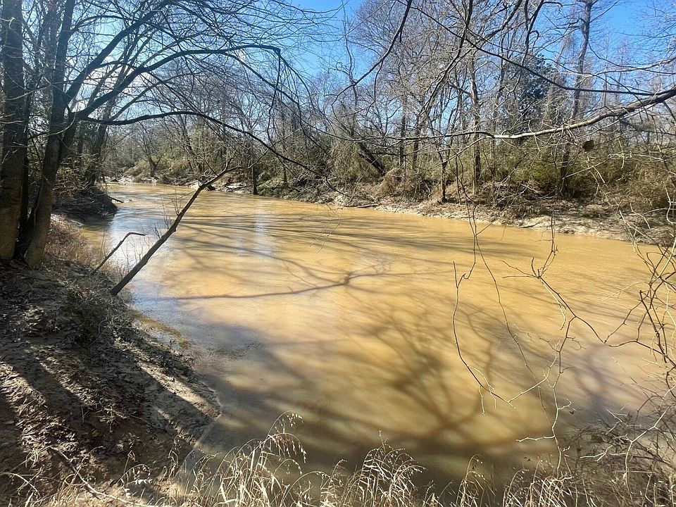 Strong River