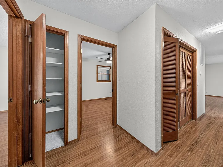 3 Joanie Ln — Photo 11