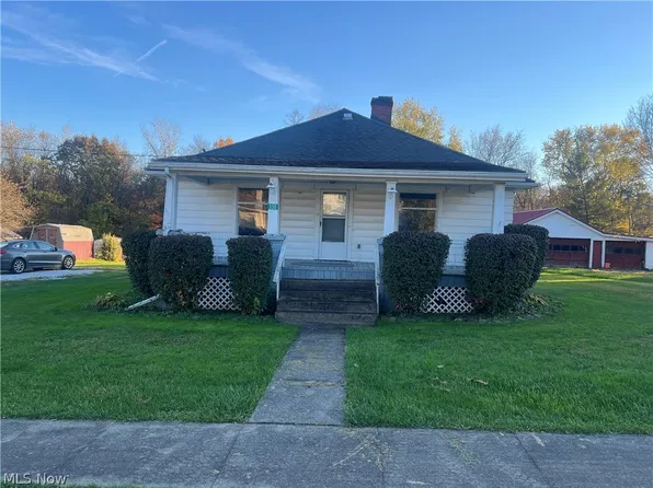330 Central St, Hopedale, OH 43976