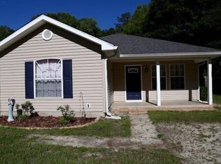 65 Squaw Rd, Crawfordville, FL 32327