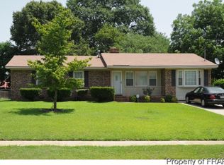 5446 Plateau Rd, Fayetteville, NC 28303