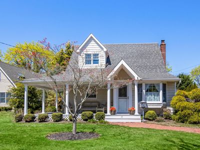 11 Maple Street, Blue Point, NY, 11715