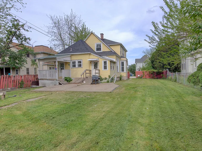 1724 Farnam St — Photo 18