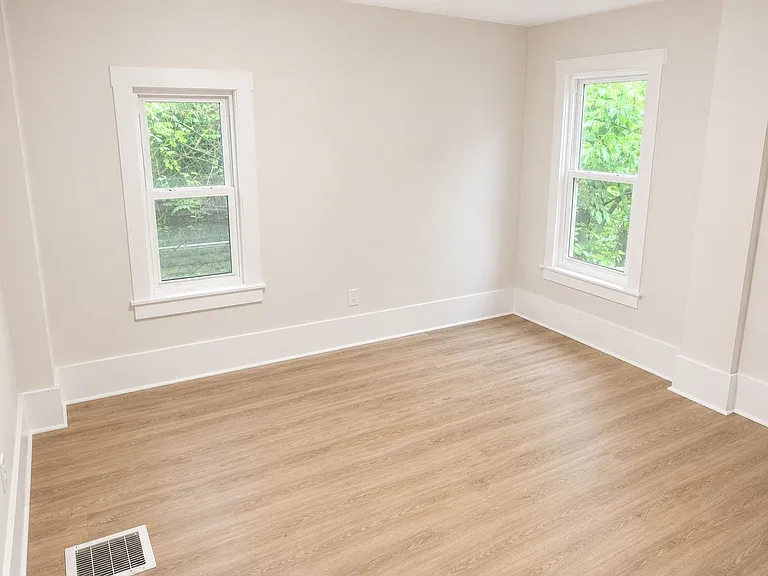 1435 Scott St — Photo 8