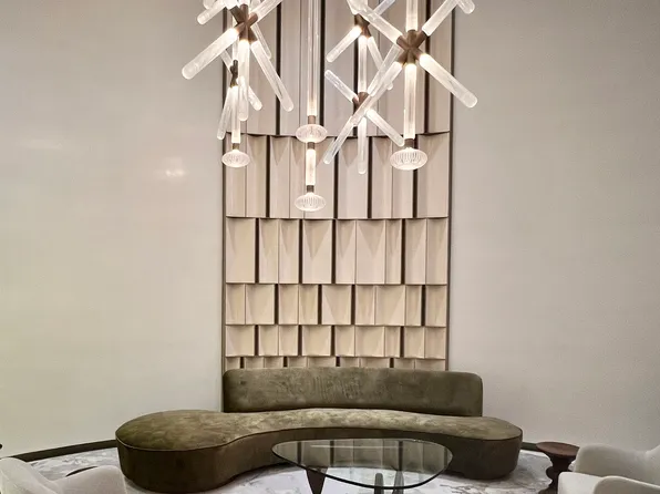 200 Central Park South image 10 of 13