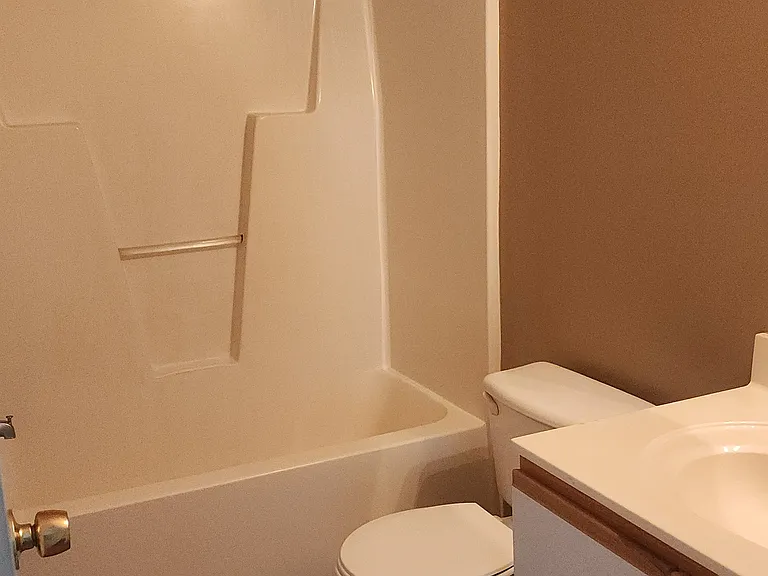 Main bathroom