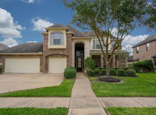 8606 Crossriver Ln, Houston, TX 77095