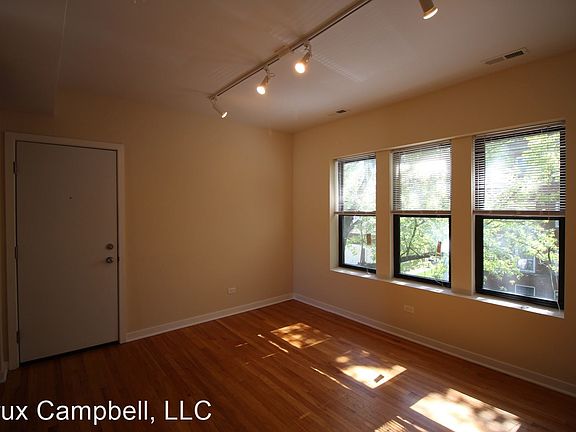 3rd image of 6601 N Campbell Ave APT 2W
