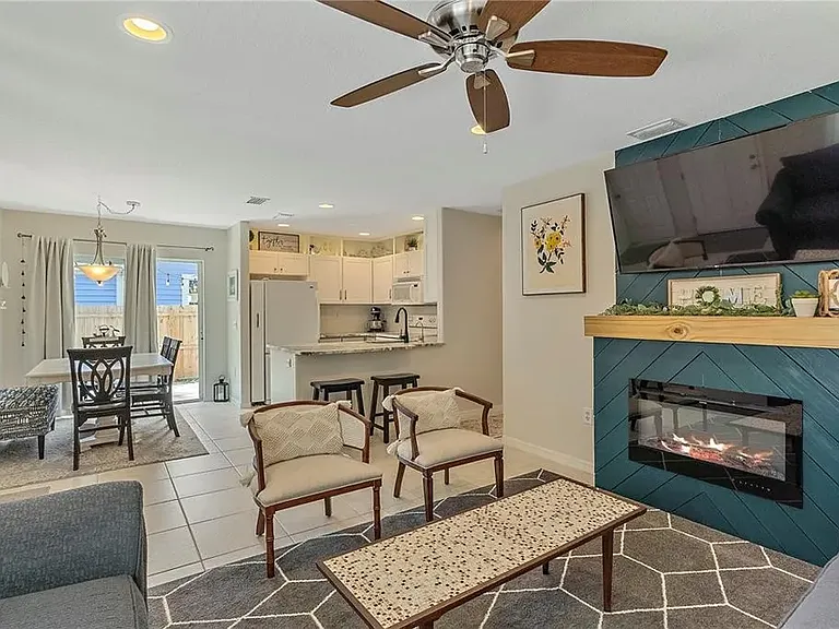 1316 Charlotte Ave — Photo 5