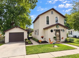 505 S Linn St, Shannon, IL 61078