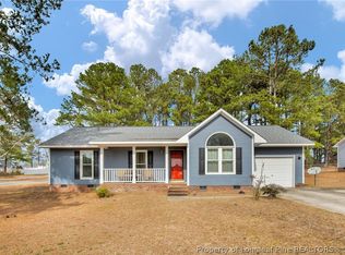 101 Windsor Ln, Raeford, NC 28376