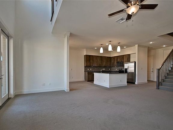 3rd image of 3300 W 7th St APT 204