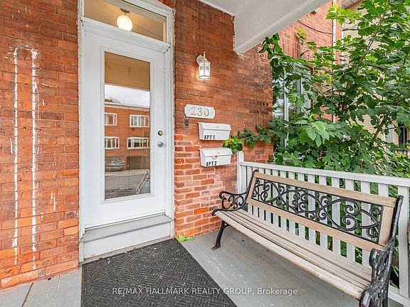 4th image of 230 Percy St