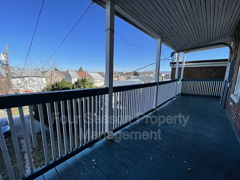 616 W Franklin St #1 — Photo 10