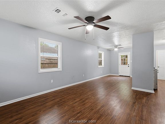 2nd image of 502 W 14th St