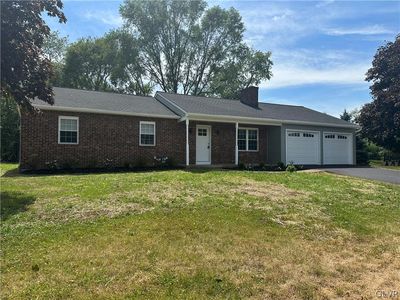 1830 Viola Ln, Hellertown, PA, 18055