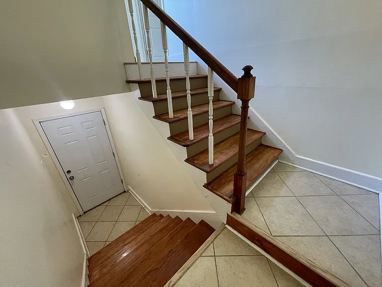 2429 Octavia Dr — Photo 12