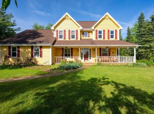 W312S5868 Dable Rd, Mukwonago, WI 53149