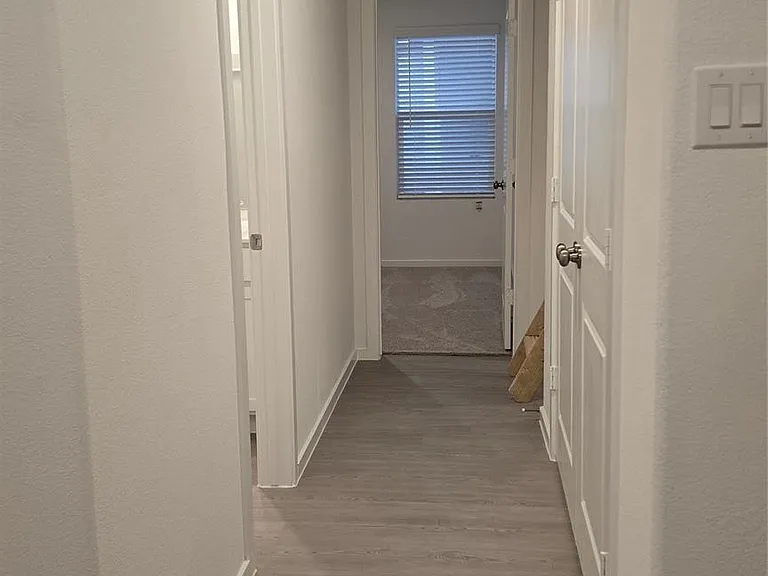 7916 Rutherford Ln — Photo 25