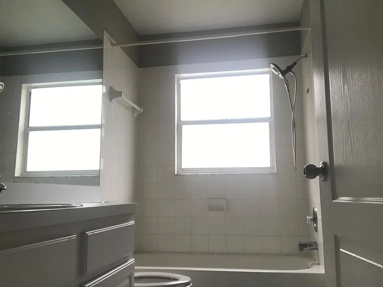 8611 Brookway Cir — Photo 11