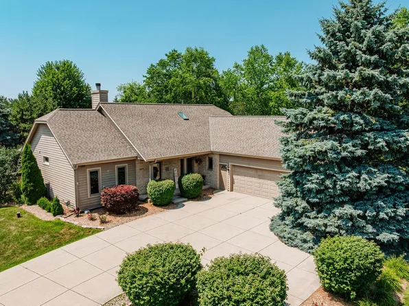 W279N5331 Hanover Hill COURT, Lisbon, WI 53089