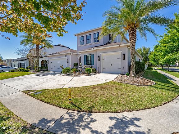 3rd image of 157 TAYLOR RIDGE Avenue