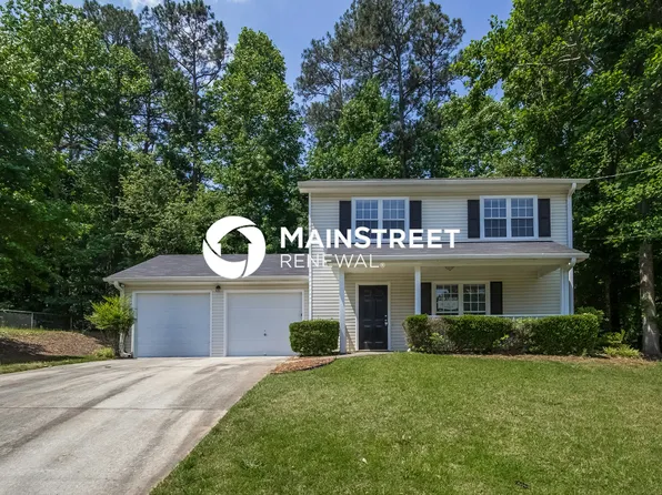 616 Hunters Cove Ln, Loganville, GA 30052