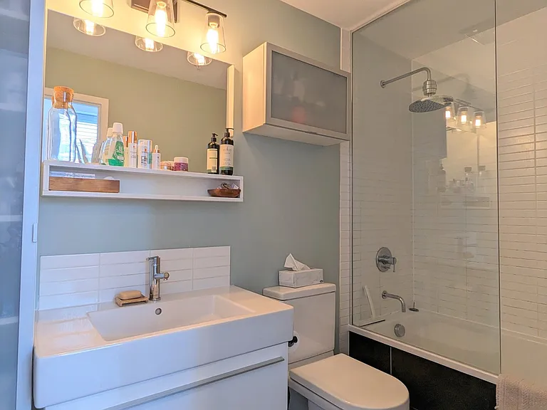 152 Annette St #206 — Photo 7